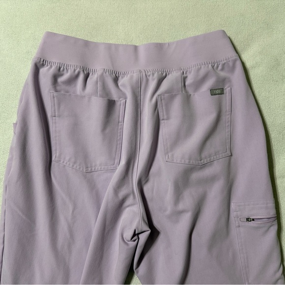 FIGS HW Zamora Jogger Scrub Pants Women's Large Petite Light Purple‎ - Picture 9 of 10
